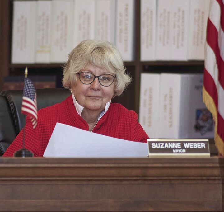 Suzanne Weber